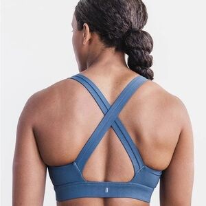 NOBULL Women's Green Sports Bra size medium